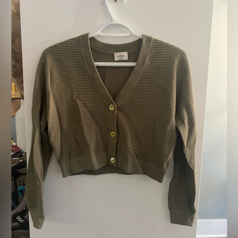 Aritzia Wilfred crop cardigan size XS